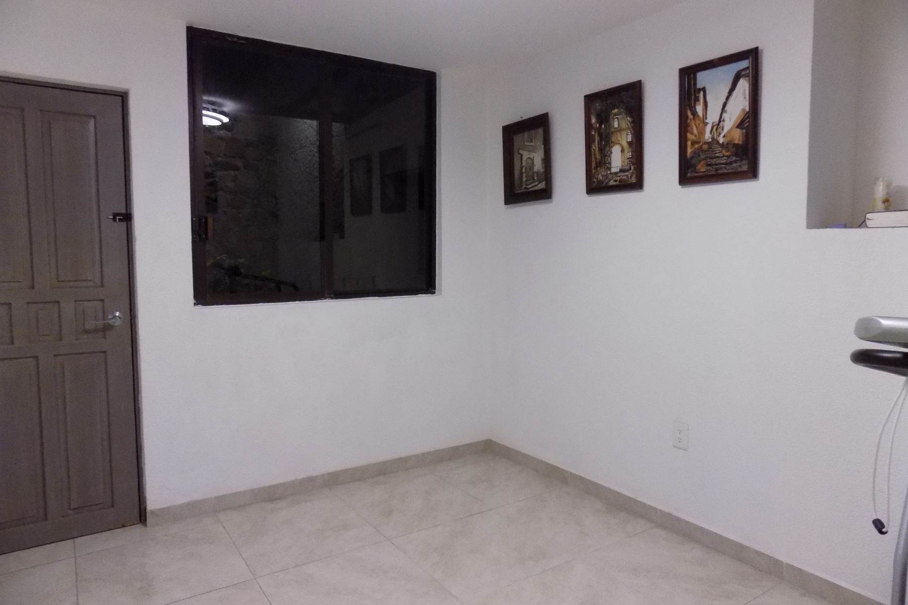 23. Single Family Homes por un Venta en Casa Poliedro Querétaro, Querétaro México