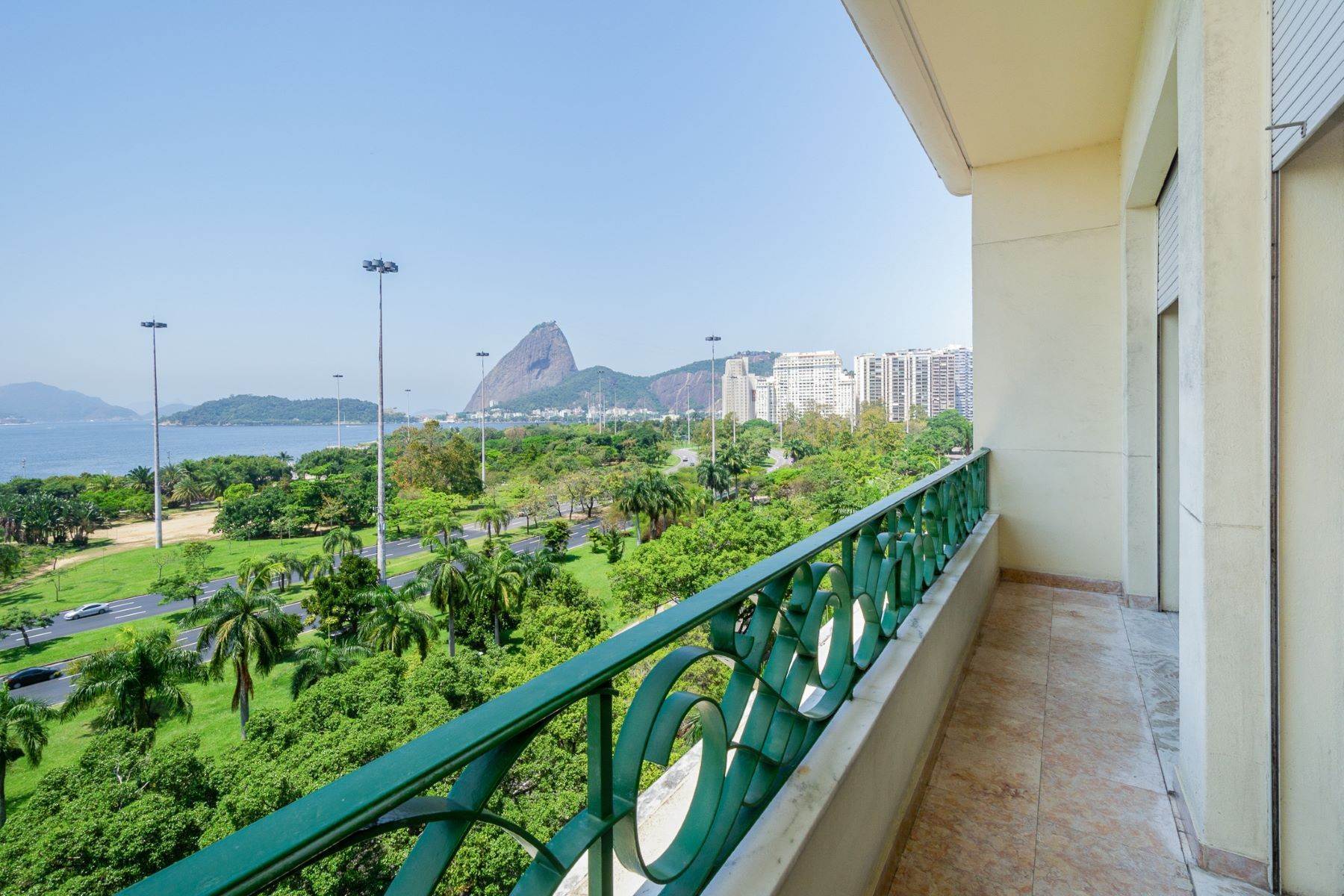 Apartments por un Venta en Classic apartment in front of Flamengo Park Flamengo, Rio de Janeiro, Rio de Janeiro Brasil