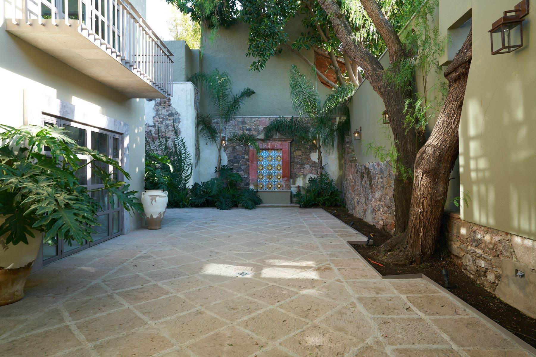 15. Single Family Homes por un Venta en Villa Sonoma Bajada de La Garita San Miguel De Allende, Guanajuato 37700 México